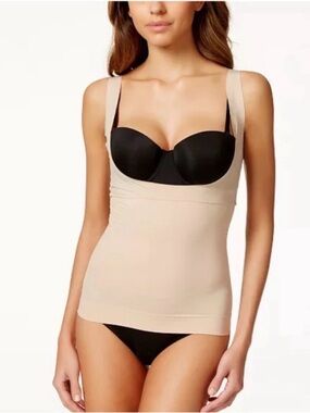 SPANX Sculpting Tank in Beige